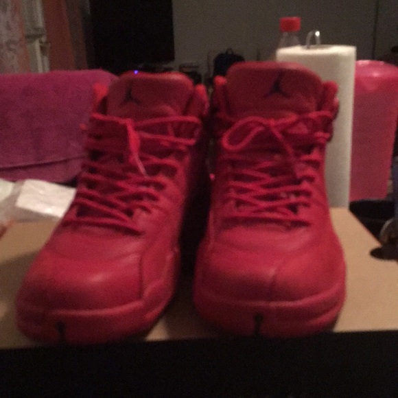 Jordan 5 satin bred and Jordan 12 red - Picture 7 of 8